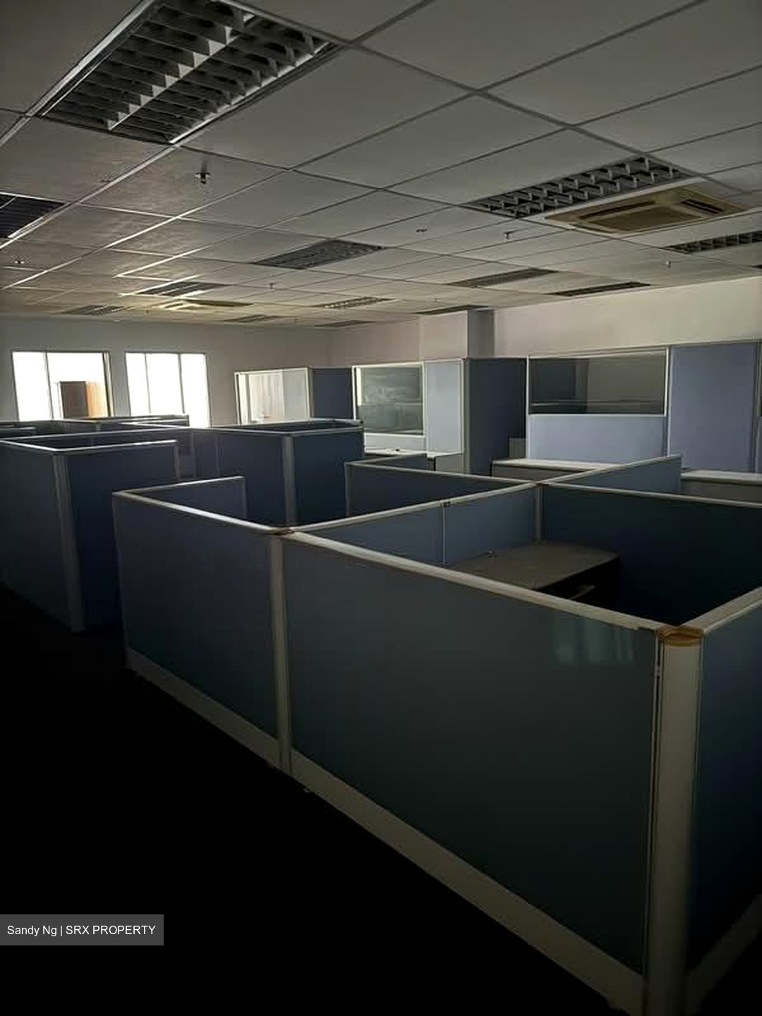 Solaris (D5), Office #566895611